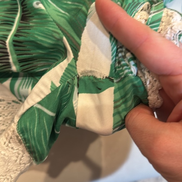 Green Leaf Print Romper with Lace Trim - Picture 8 of 8